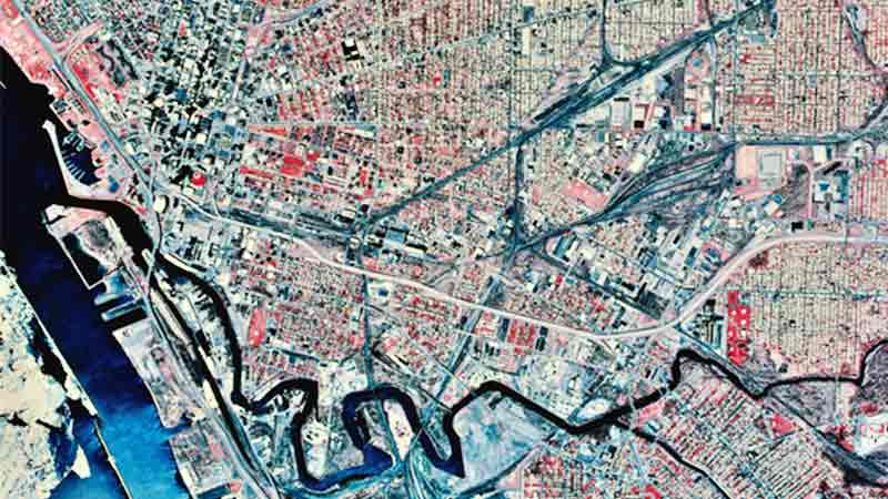 An overhead view of a city.